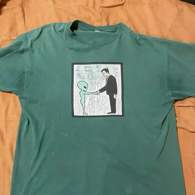 Band Tee Faded 90S - เสื้อยืดลายวงดนตรี Helmet Band ยุค 90s ลาย