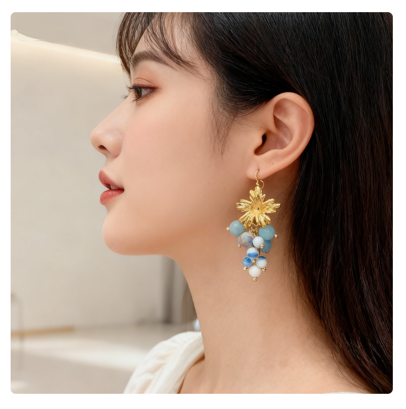 Vintage Fashion Influencers - ต่างหูทรงพวงองุ่นสีเทอร์ควอยซ์ สไตล์วินเทจสุดหรู แบบอินฟลูเอนเซอร์ รุ่นใหม่มาแรงปี 2025 เครื่องประดับหูสุดอินเทรนด์