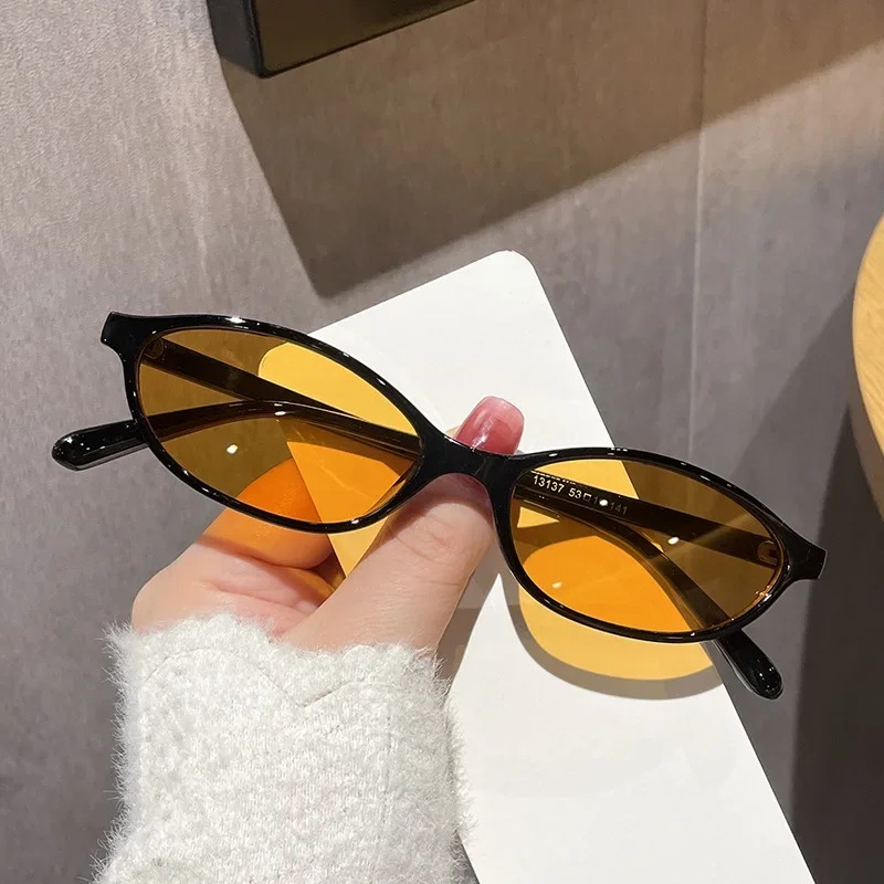 แว่นกันแดดทรงแคทอายสไตล์เรโทรส - Vintage Fashion Brands บทวิจารณ์และราคา