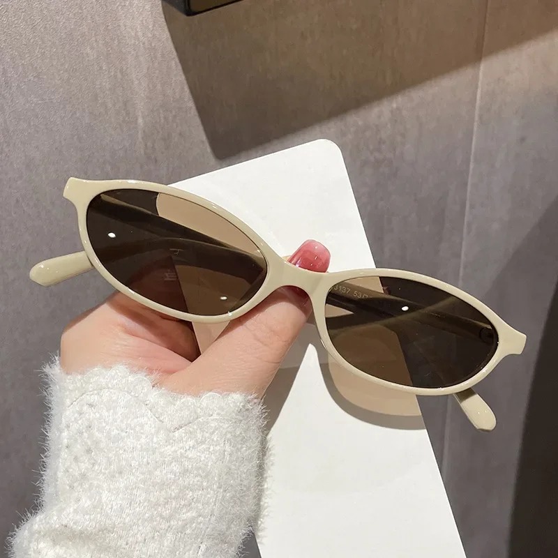 แว่นกันแดดทรงแคทอายสไตล์เรโทรส - Vintage Fashion Brands บทวิจารณ์และราคา