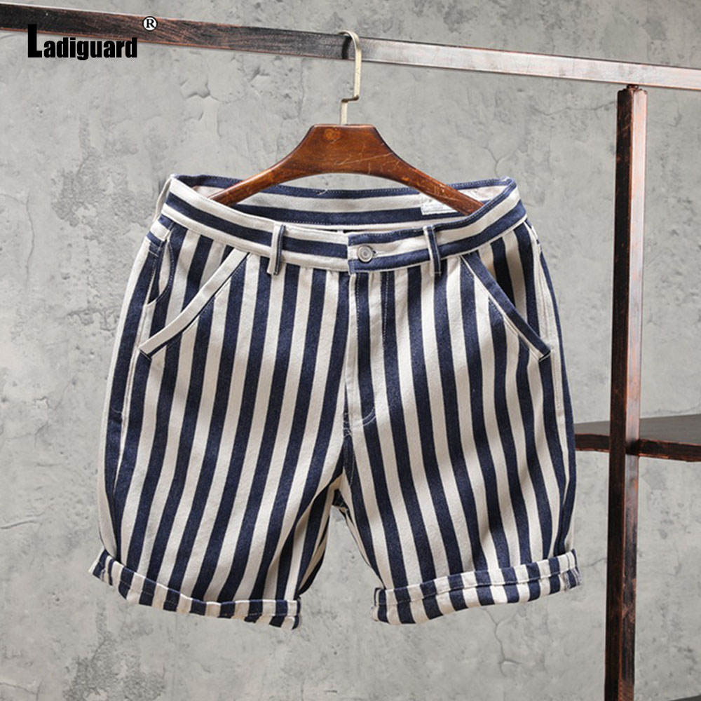 กางเกงขาสั้นสไตล์ยุโรป 2026 รุ - Retro Track Pant บทวิจารณ์และราคา