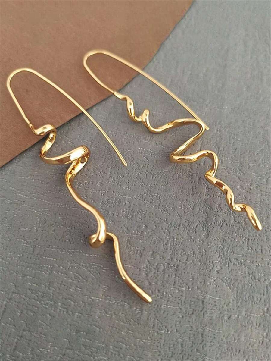 ต่างหูวินเทจลายคลื่นสไตล์เรโทร - Vintage Fashion Old Money บทวิจารณ์และราคา