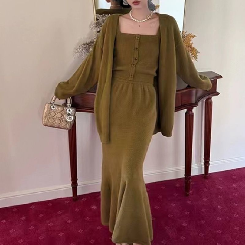ชุดเซ็ตสามชิ้นสไตล์วินเทจฮ่องก - Vintage Fashion Hong Kong บทวิจารณ์และราคา